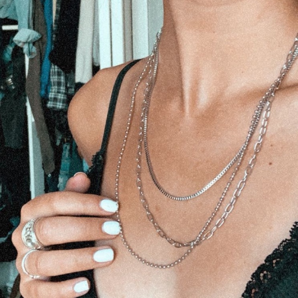 Triple layer chain necklace
